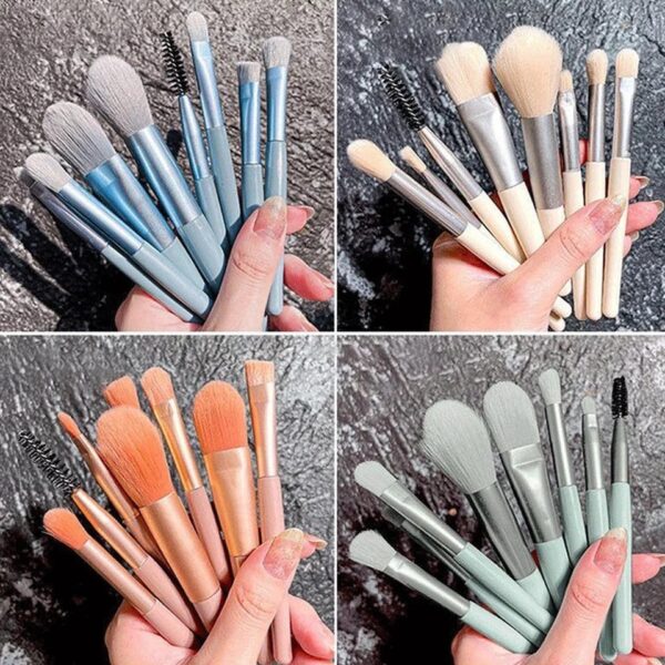 Mini Travel Makeup 8-Piece Brush Kit